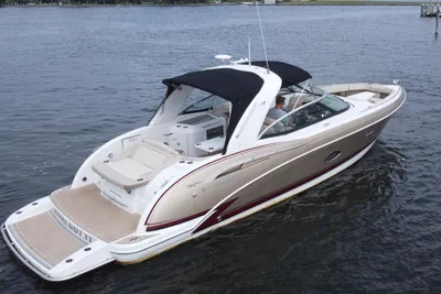 Formula 350 Crossover Bowrider