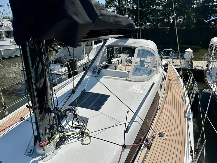  Yacht Photos Pics 2024 J Boats J/40 sailboat docked, featuring sleek deck design and modern rigging.