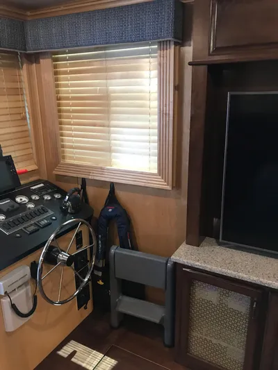 St. Somewhere Yacht Photos Pics 