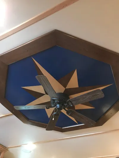 St. Somewhere Yacht Photos Pics 