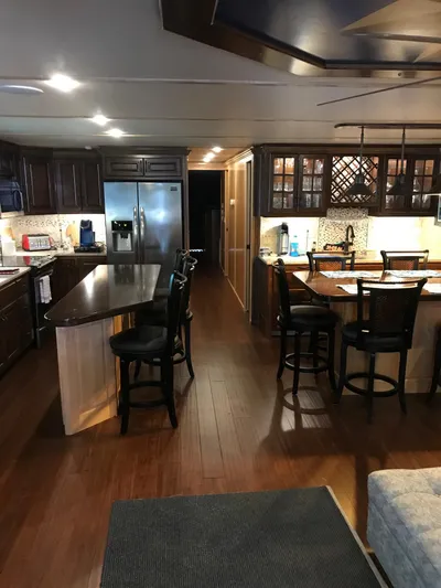 St. Somewhere Yacht Photos Pics 