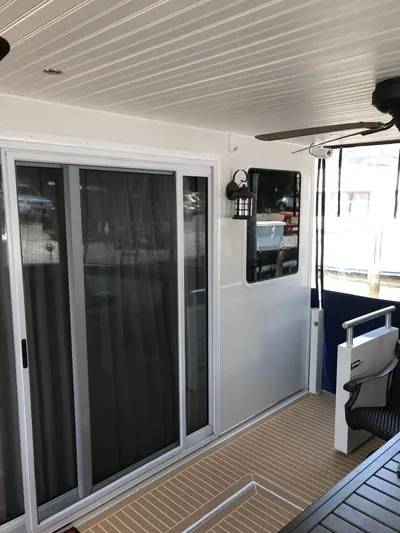 St. Somewhere Yacht Photos Pics 