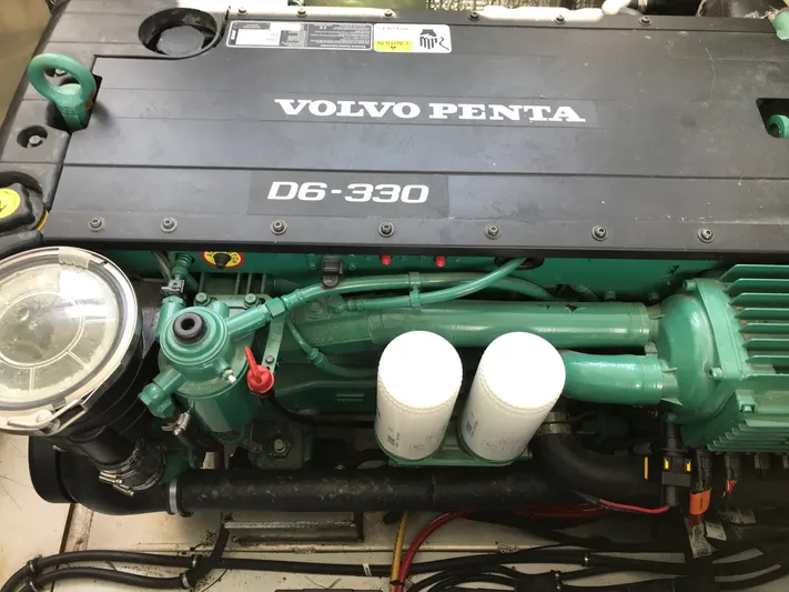 St. Somewhere Yacht Photos Pics 