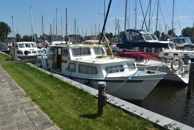 1975 Motorkruiser One Off 9.70 AK