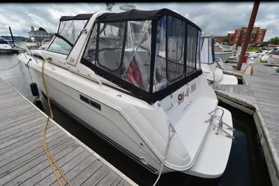 Sea Ray 350 Sundancer Coupe
