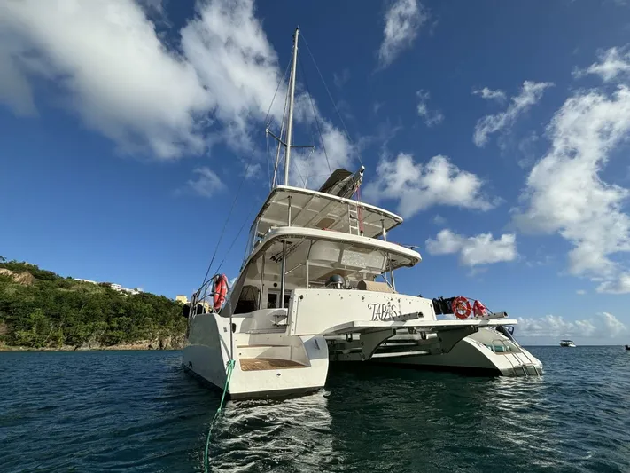 Tapas Yacht Photos Pics 2023 Royal Cape Majestic 570 F stern