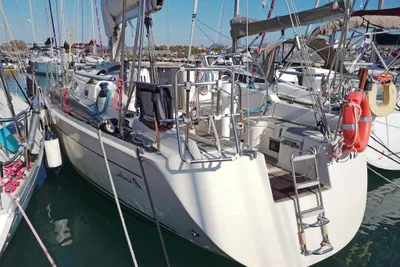 Hanse 371