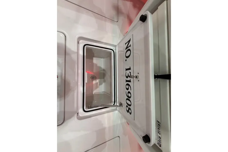  Yacht Photos Pics 2021 Mag Bay 33 CC boat compartment with registration number 1316908.