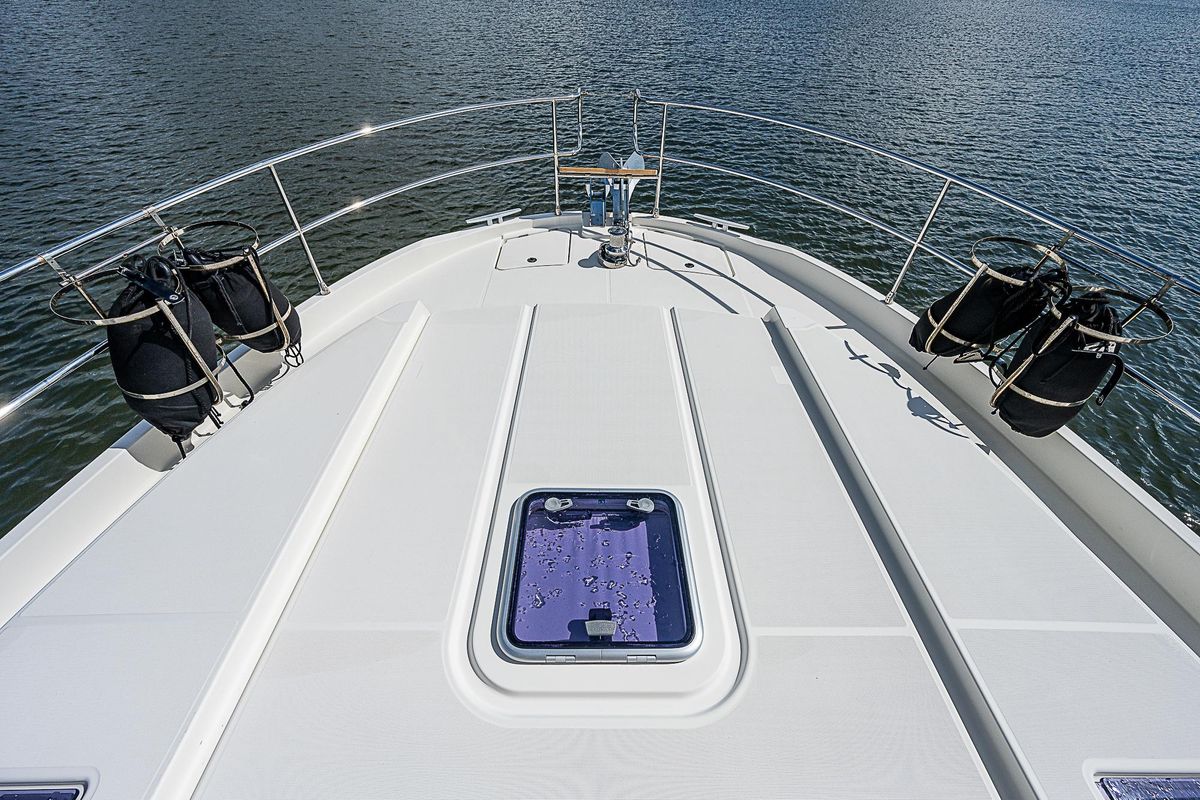 2020 Beneteau 48 