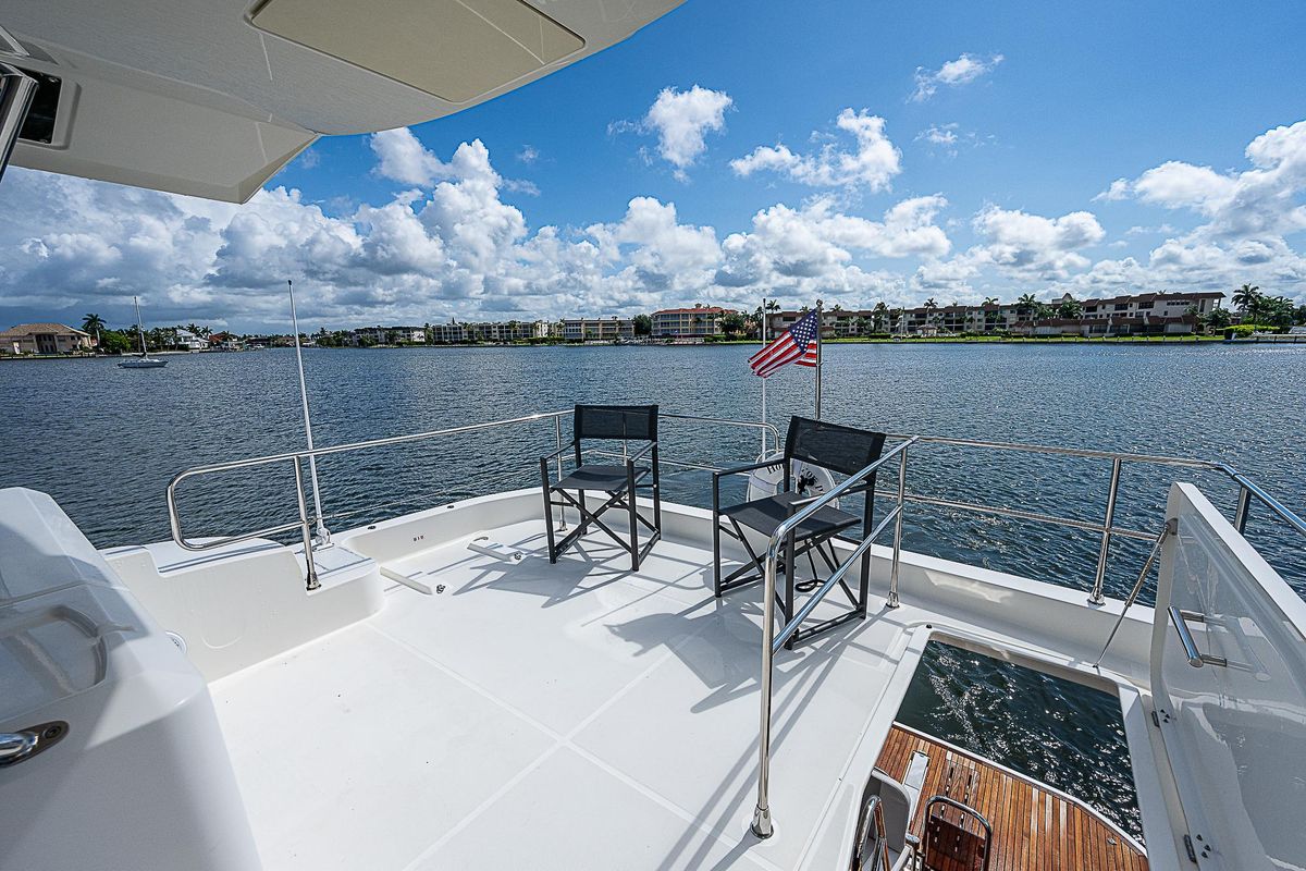 2020 Beneteau 48 