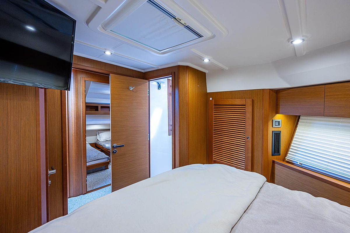 2020 Beneteau 48 