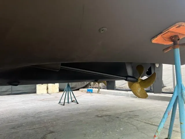 Horizon IV Yacht Photos Pics 