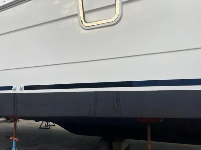 Horizon IV Yacht Photos Pics 
