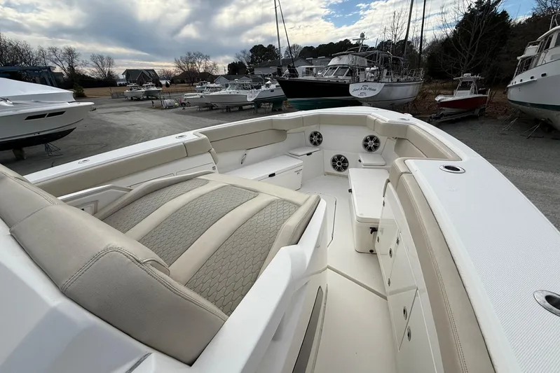 Game Changer Yacht Photos Pics Solace 415 CS