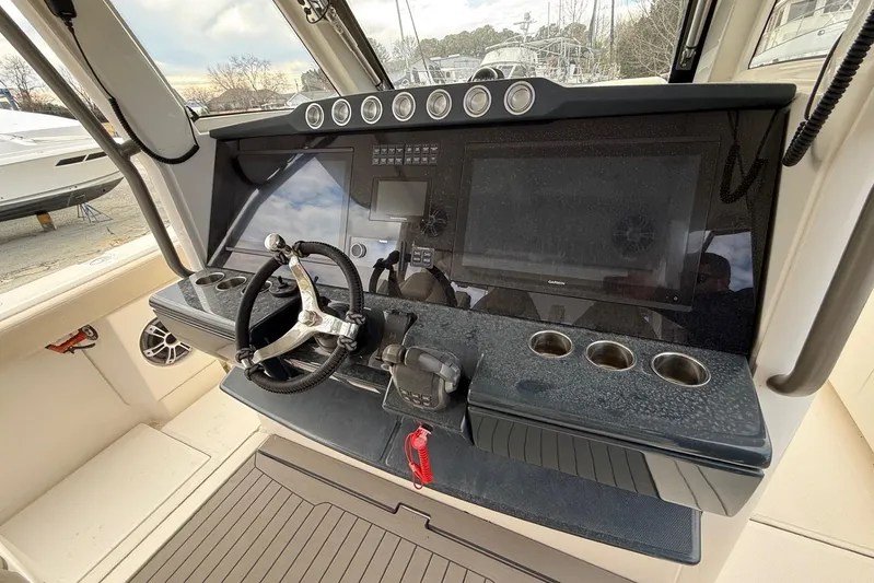 Game Changer Yacht Photos Pics Solace 415 CS