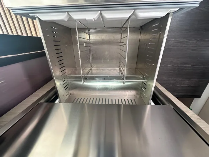 Brave Coquina Yacht Photos Pics 2020 Fountaine Pajot Lucia 40 yacht interior, stainless steel oven.