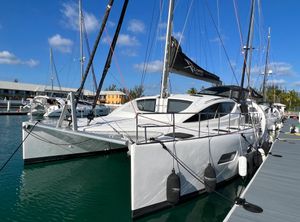 2020 Xquisite Yachts X5