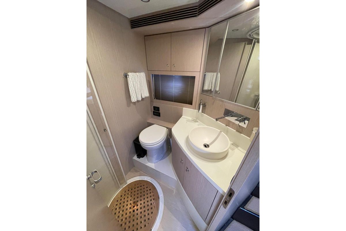 2016 Riva 63 