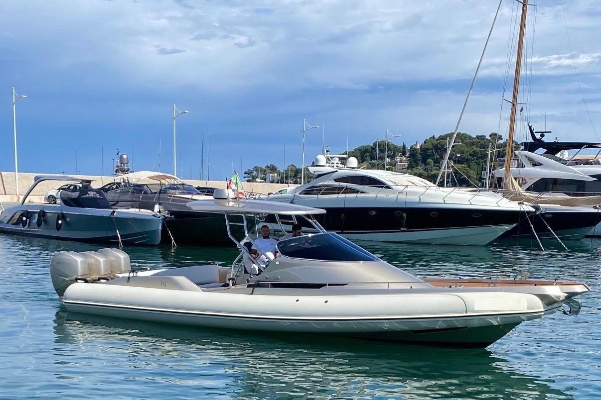 2025 Custom Nuona Jolly Marine Prince 38 Sport Cabin