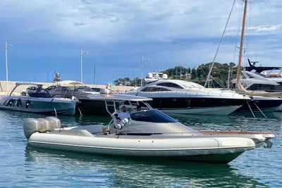 2025 Custom Nuona Jolly Marine Prince 38 Sport Cabin