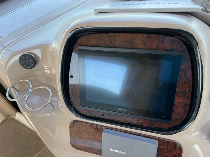 Chloe Yacht Photos Pics 