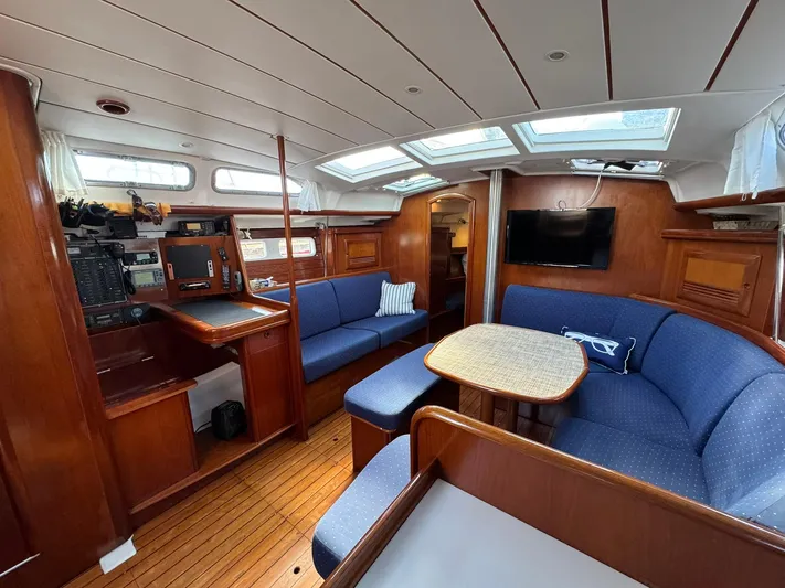 Heaven Wont Wait Yacht Photos Pics 