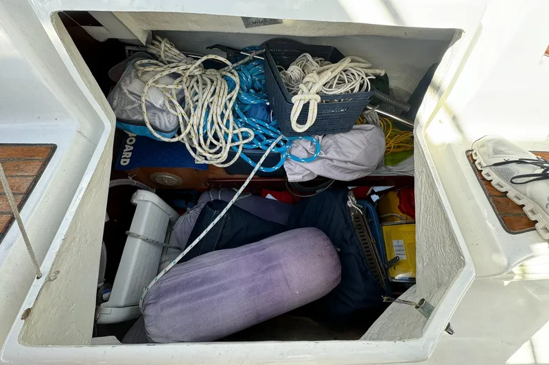 Heaven Wont Wait Yacht Photos Pics 