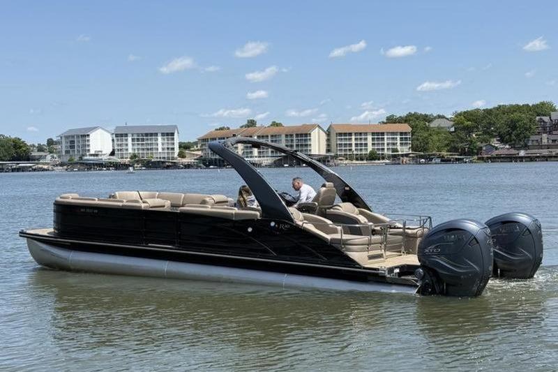 Bennington 30 RSRAX2