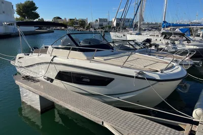 2023 Quicksilver Activ 875 Sundeck