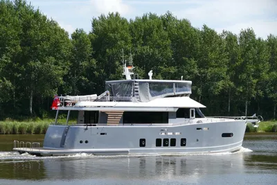 Cormorant Yachts COR780
