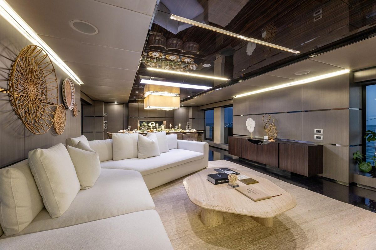 2013 Admiral 130 