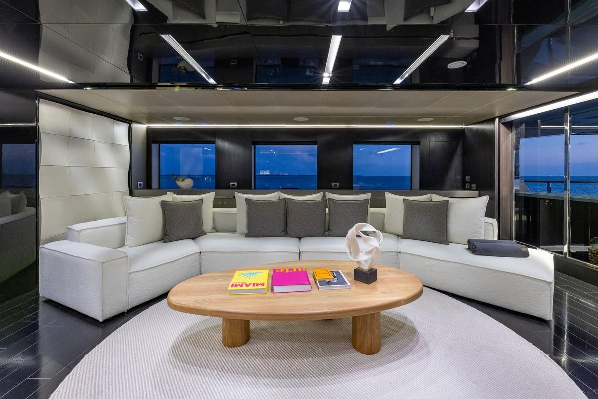 2013 Admiral 130 