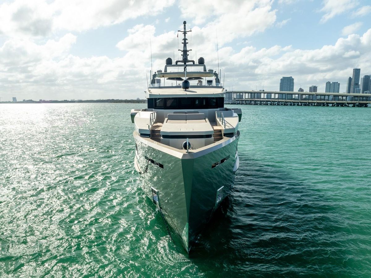 2013 Admiral 130 