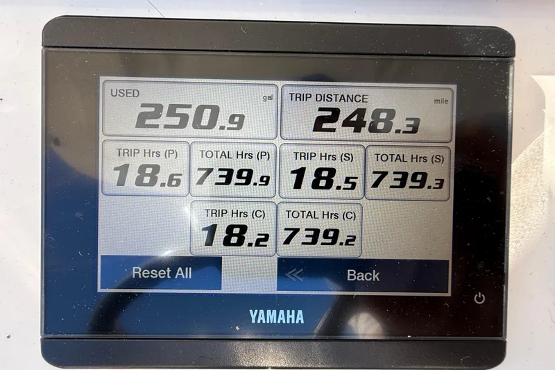  Yacht Photos Pics Yamaha display showing fuel usage and trip data for Regulator 34, 2022 model.
