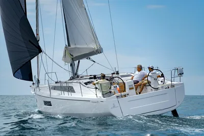 2025 Beneteau Oceanis 37.1