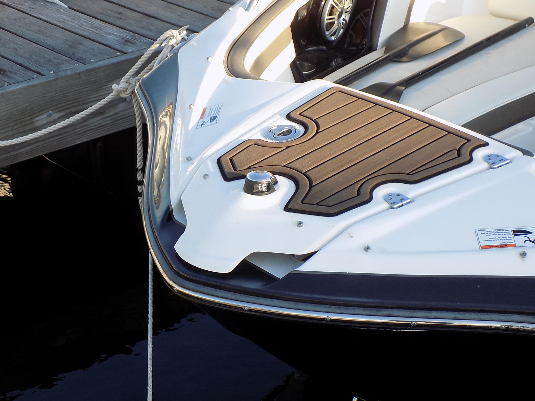 2016 Yamaha Boats 242 Limited SE Series