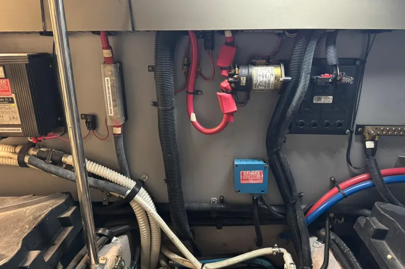  Yacht Photos Pics Engine room wiring of a 2003 Sea Ray 480 Sedan Bridge yacht.