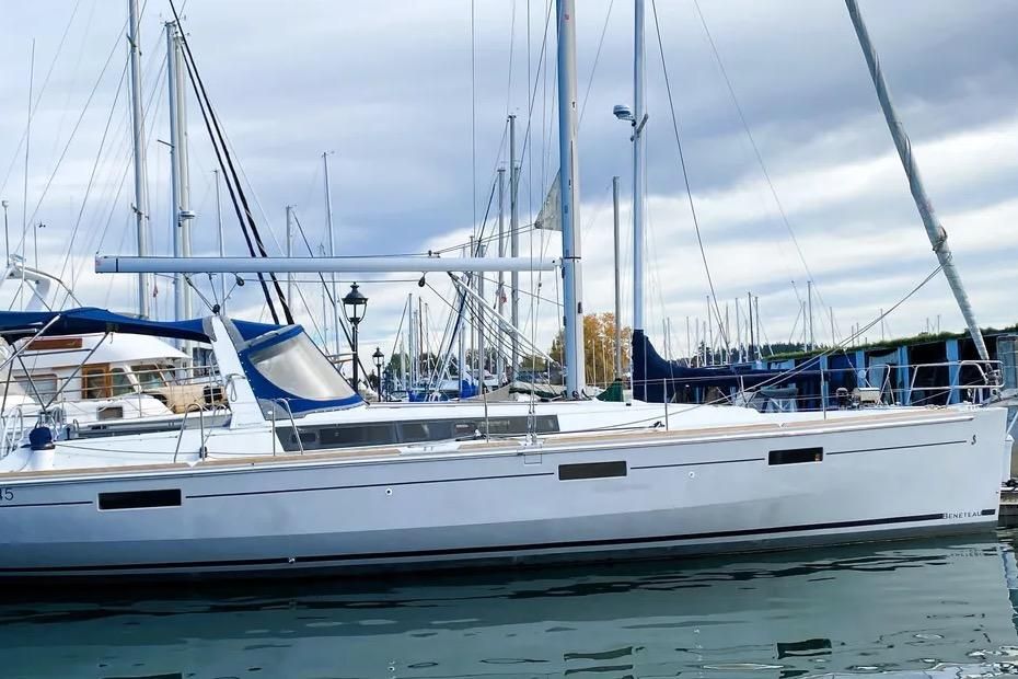 2018 Beneteau 45 