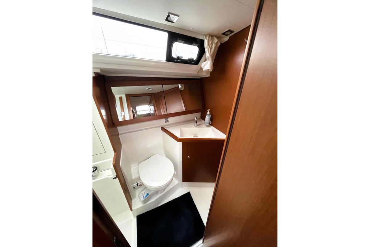 2018 Beneteau 45 