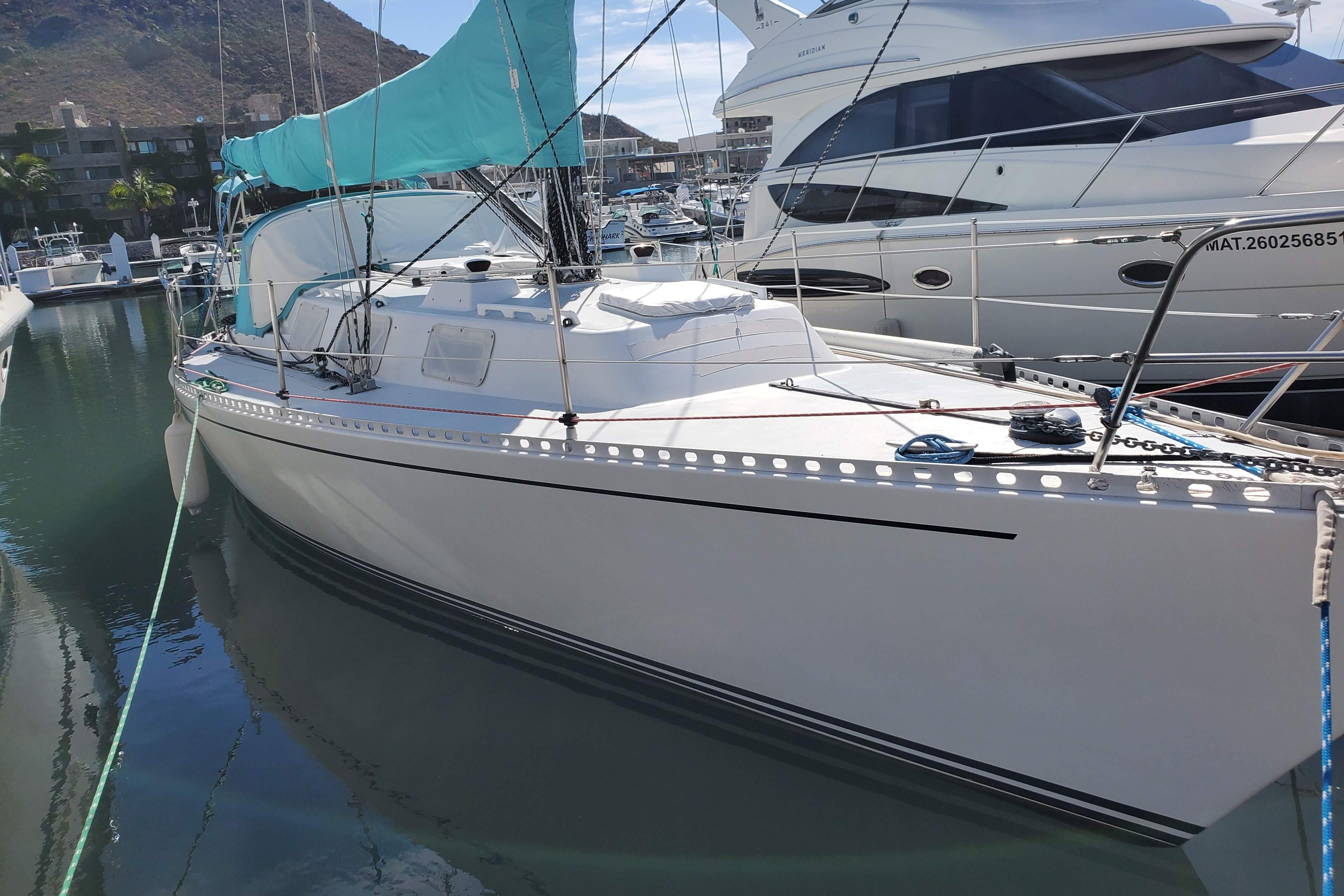1987 J Boats J37 Racer/Cruiser for sale - YachtWorld