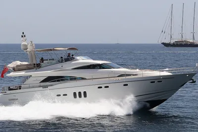 2007 Fairline Squadron 68