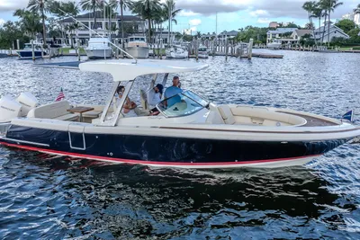 Chris-Craft Calypso 30