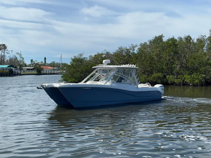 Cobalt Yacht Photos Pics 