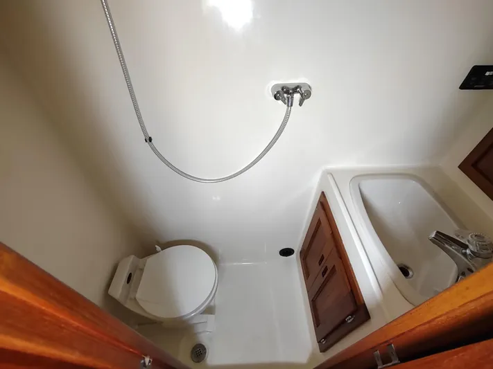 Snowy Owl Yacht Photos Pics 