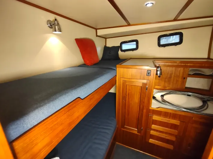 Snowy Owl Yacht Photos Pics 