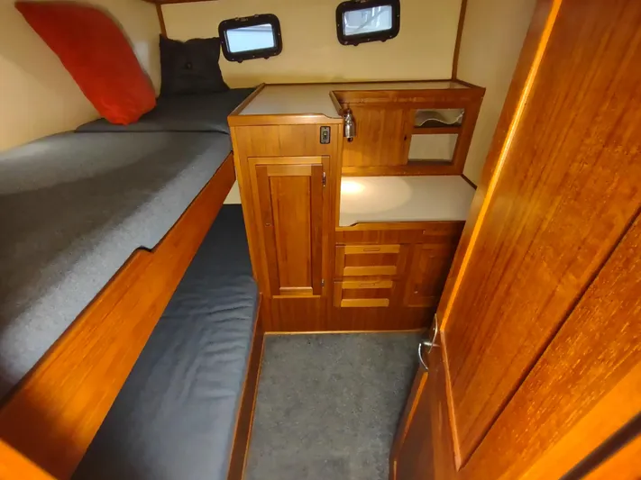 Snowy Owl Yacht Photos Pics 