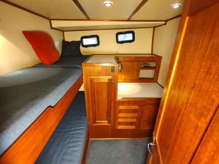 Snowy Owl Yacht Photos Pics 