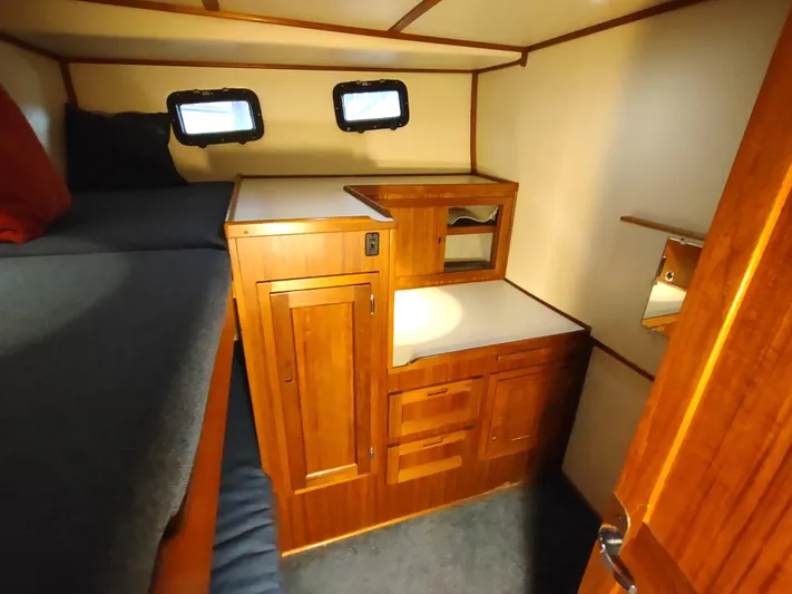 Snowy Owl Yacht Photos Pics 