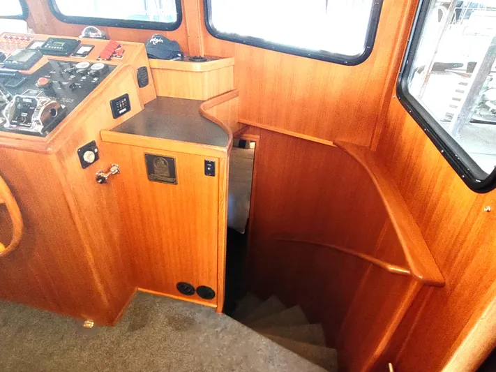 Snowy Owl Yacht Photos Pics 