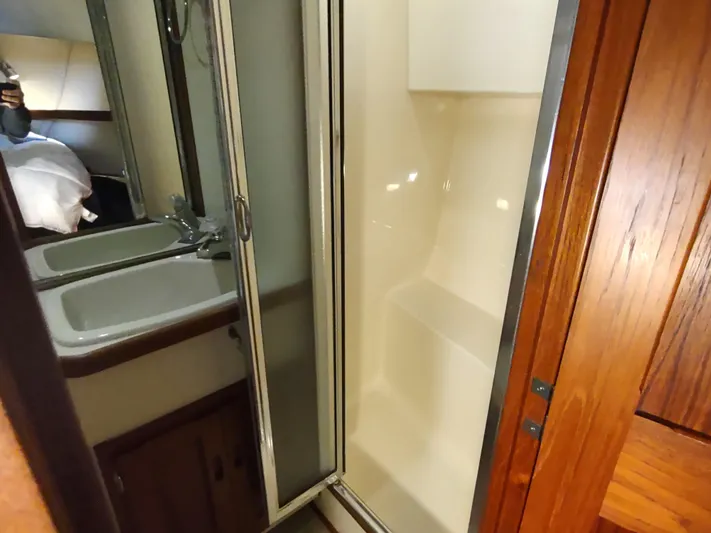 Snowy Owl Yacht Photos Pics 